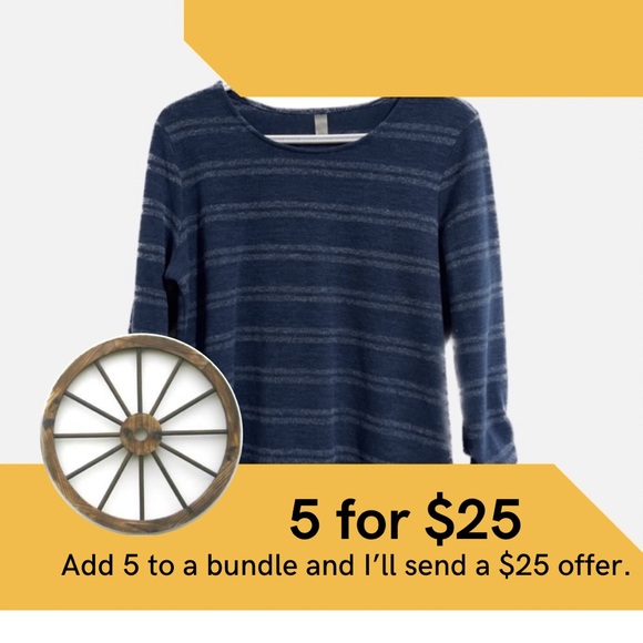 Denver Hayes stretch knit top. 3/4 sleeves. - Picture 1 of 2